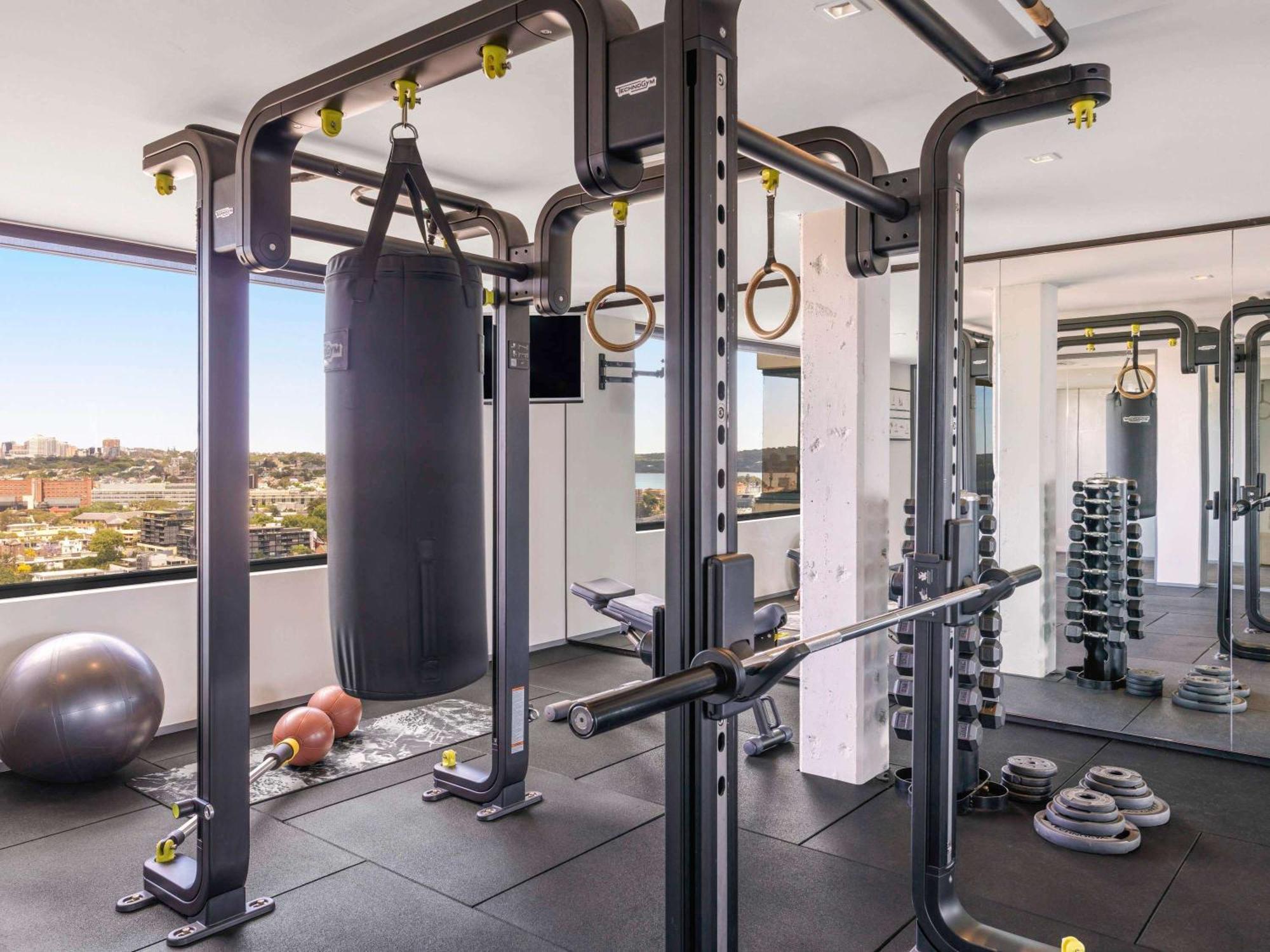 Hotel Pullman Sydney Hyde Park Esterno foto The gym at The Ivy Collection